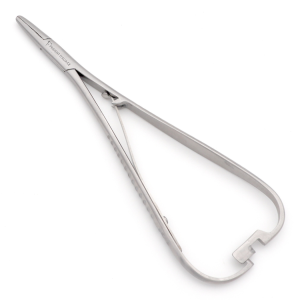 Mathieu Needle Holder Serr. 17cm